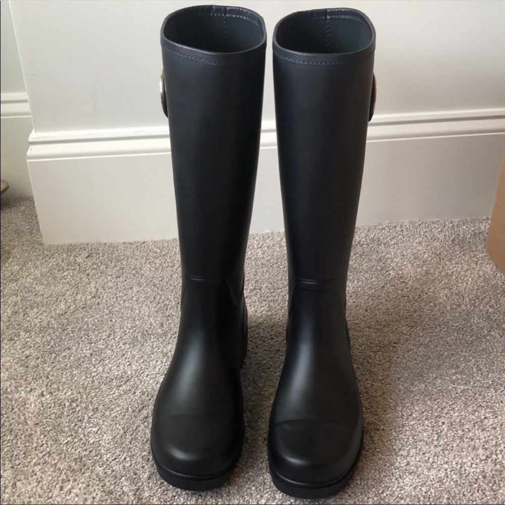 NWT Tory Burch Logo Rubber Rain Boots - Picture 12 of 14